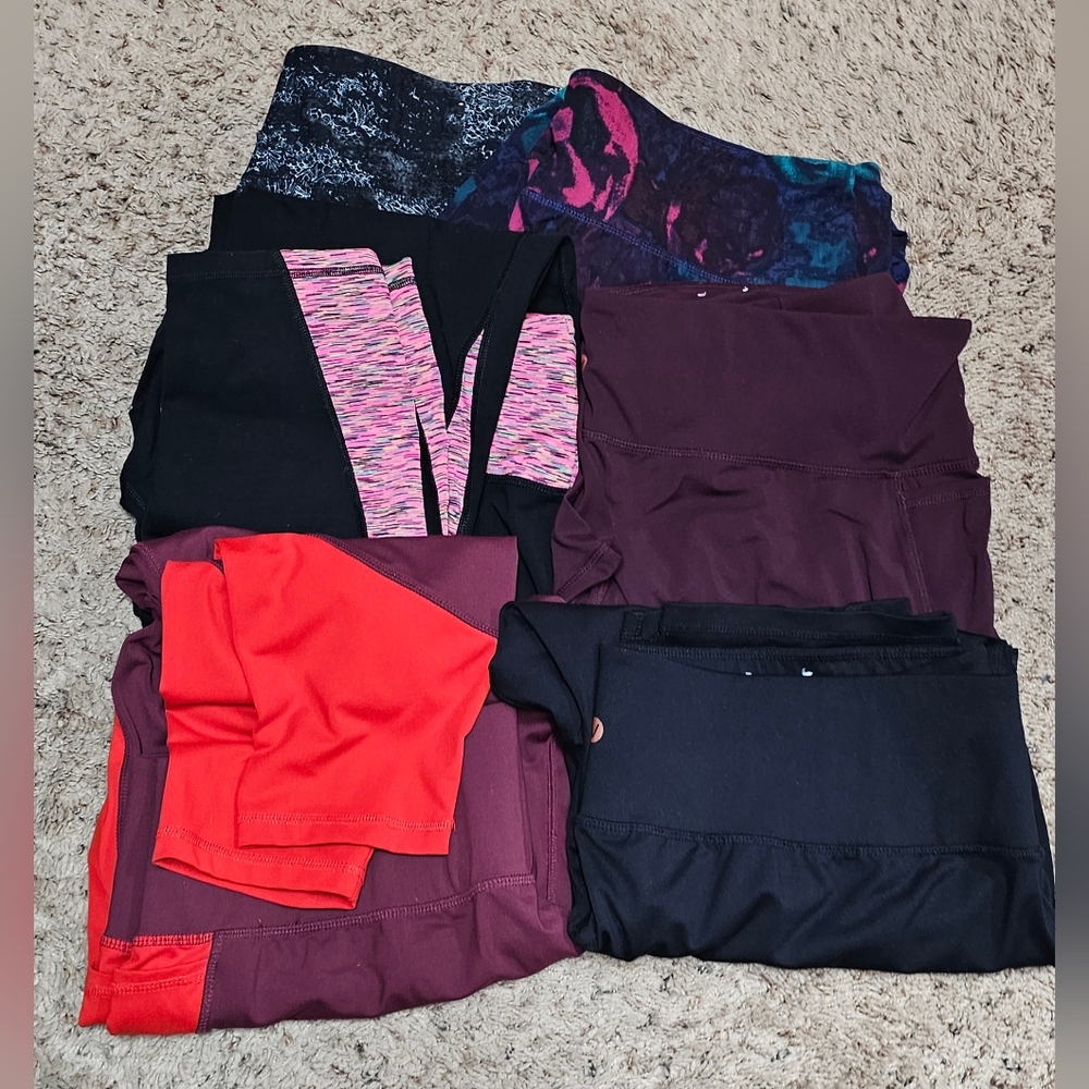 6 pairs of Livi workout pants sz 22/24
